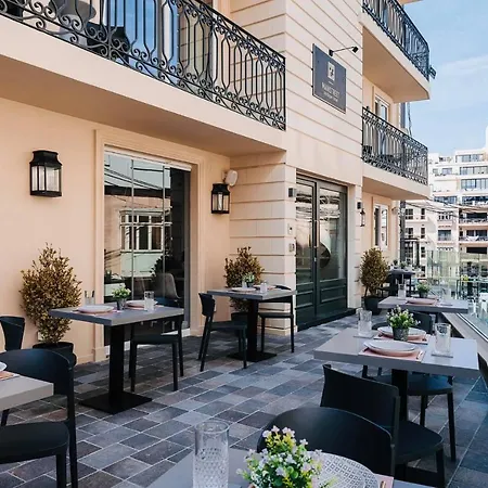 Hotel 123 Mainstreet Boutique 3*