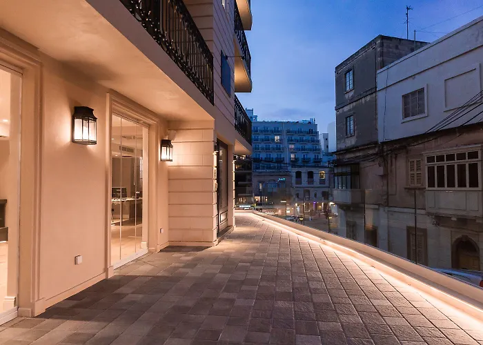 123 Mainstreet Boutique 3*