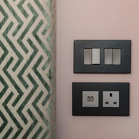 123 Mainstreet Boutique Hotel San Ġiljan