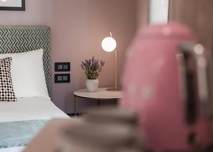 123 Mainstreet Boutique San Ġiljan