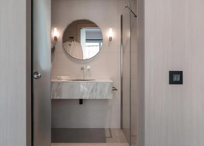 Hotel 123 Mainstreet Boutique Saint Julian's