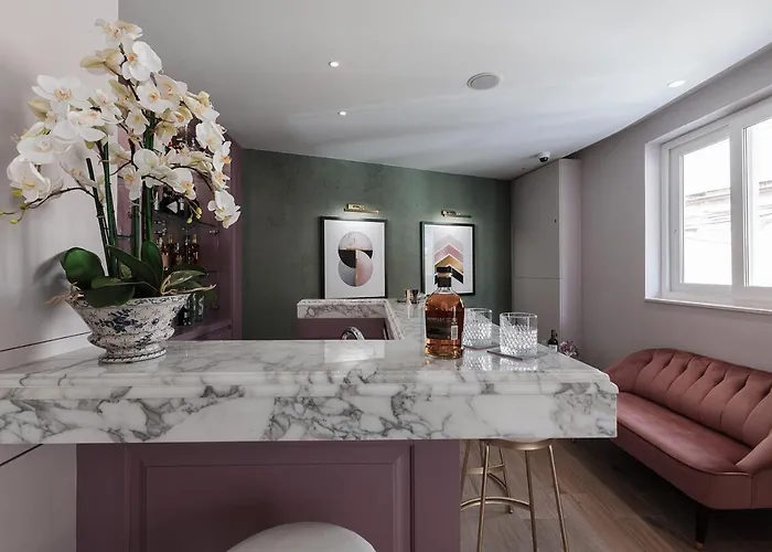 Hotel 123 Mainstreet Boutique 3*