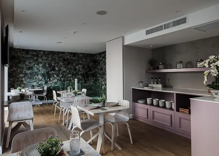 123 Mainstreet Boutique Hotel Saint Julian's